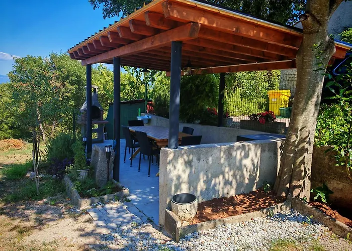 Tome Apartamento Vrh (Krk)